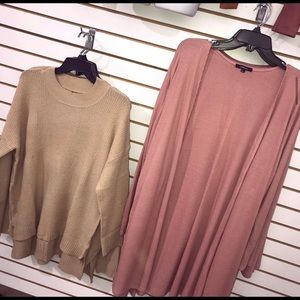 PLUZ SWEATER AND CARDIANS